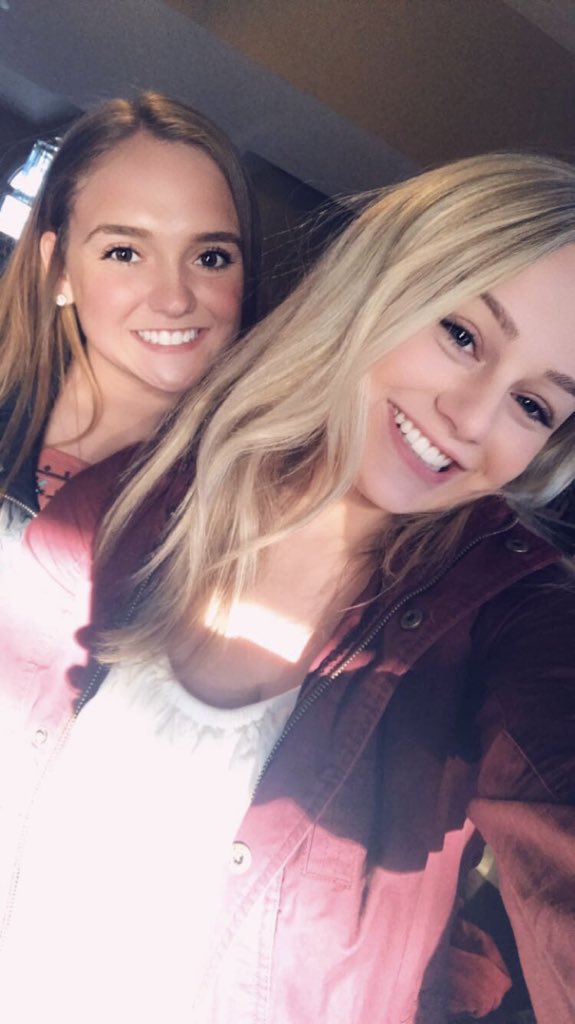 kelliwaldronnn's tweet photo. Happy 18th birthday Abi!!! Love you lotsssss♥️♥️♥️ https://t.co/l9LJUWhFe1