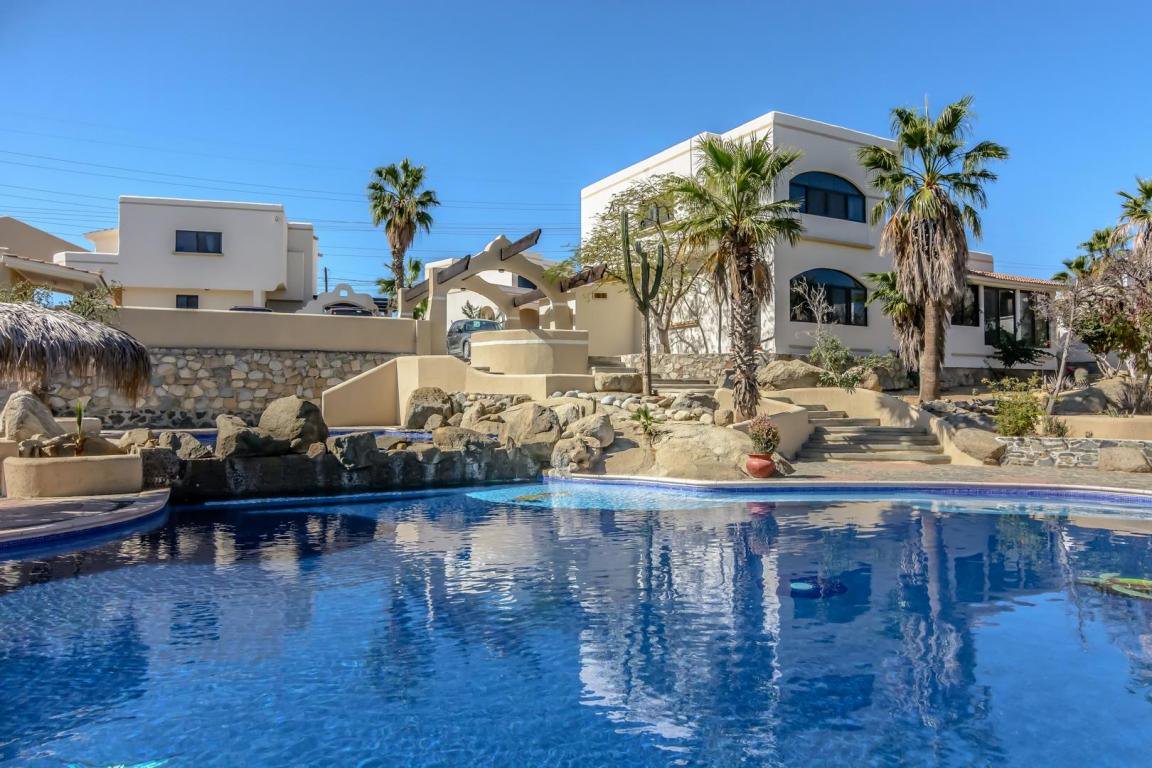 CBRiveras's tweet photo. At Hacienda de Cortez, Cabo San Lucas!
#bajalovers #cabosanlucas #cbriveras #realtors #houseforsale https://t.co/knYsh1tFXI