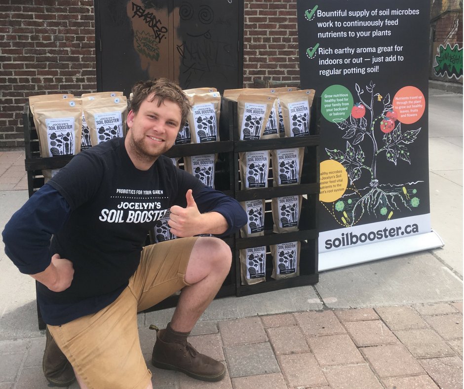 WastenotWorm's tweet photo. Stephenson Park, here we come! Andrew did a great job at the last booth, now on to Stephenson Park this Saturday 4-8pm! #springfling #stephensonpark #communitycentre55 #TO #community #growsomethinggood #soilbooster #excited #readysetgrow #springishere
https://t.co/OWh1NCp8jT https://t.co/fTdyli7nEO