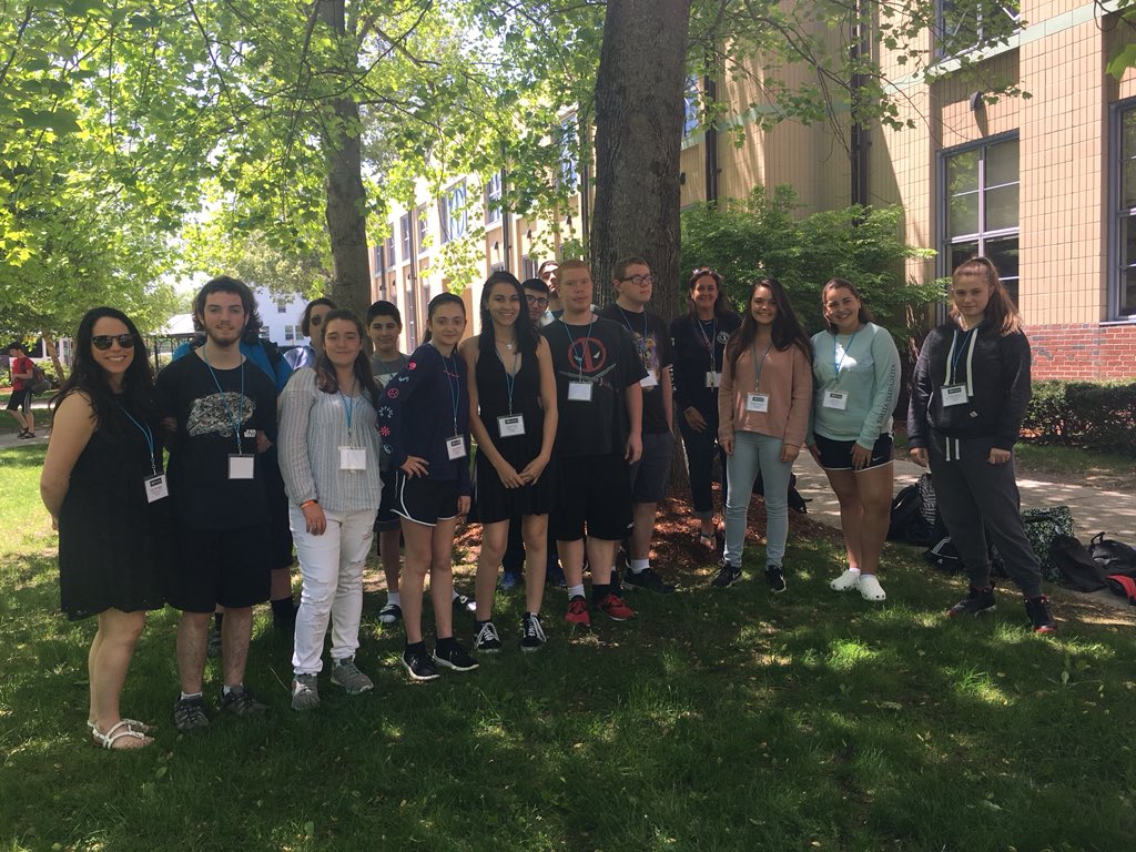 Annual Dare to Dream Conference with our <a href="/WWHSWizardPride/">West Warwick HS</a> crew!! #transitionri #wwpschat #selfadvocacy