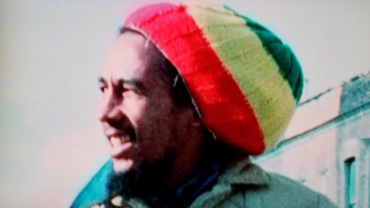 steventeaster's tweet photo. @TheChefSean @Arkyev Blessings all #ONELOVE we #dopeup https://t.co/3s3Dw4U8wD
