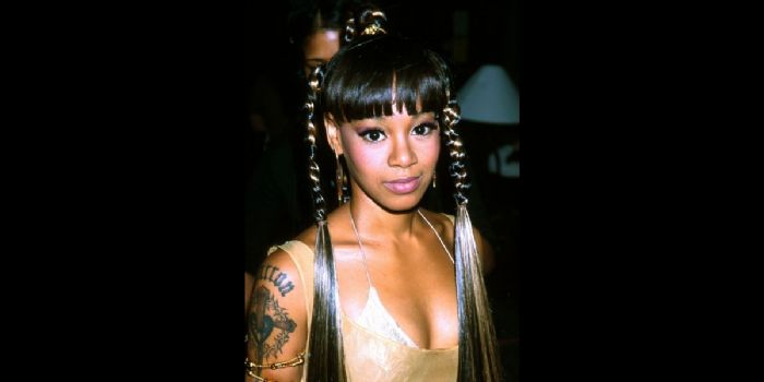 Join us in remembering and wishing Lisa Left Eye Lopes a very happy birthday! 