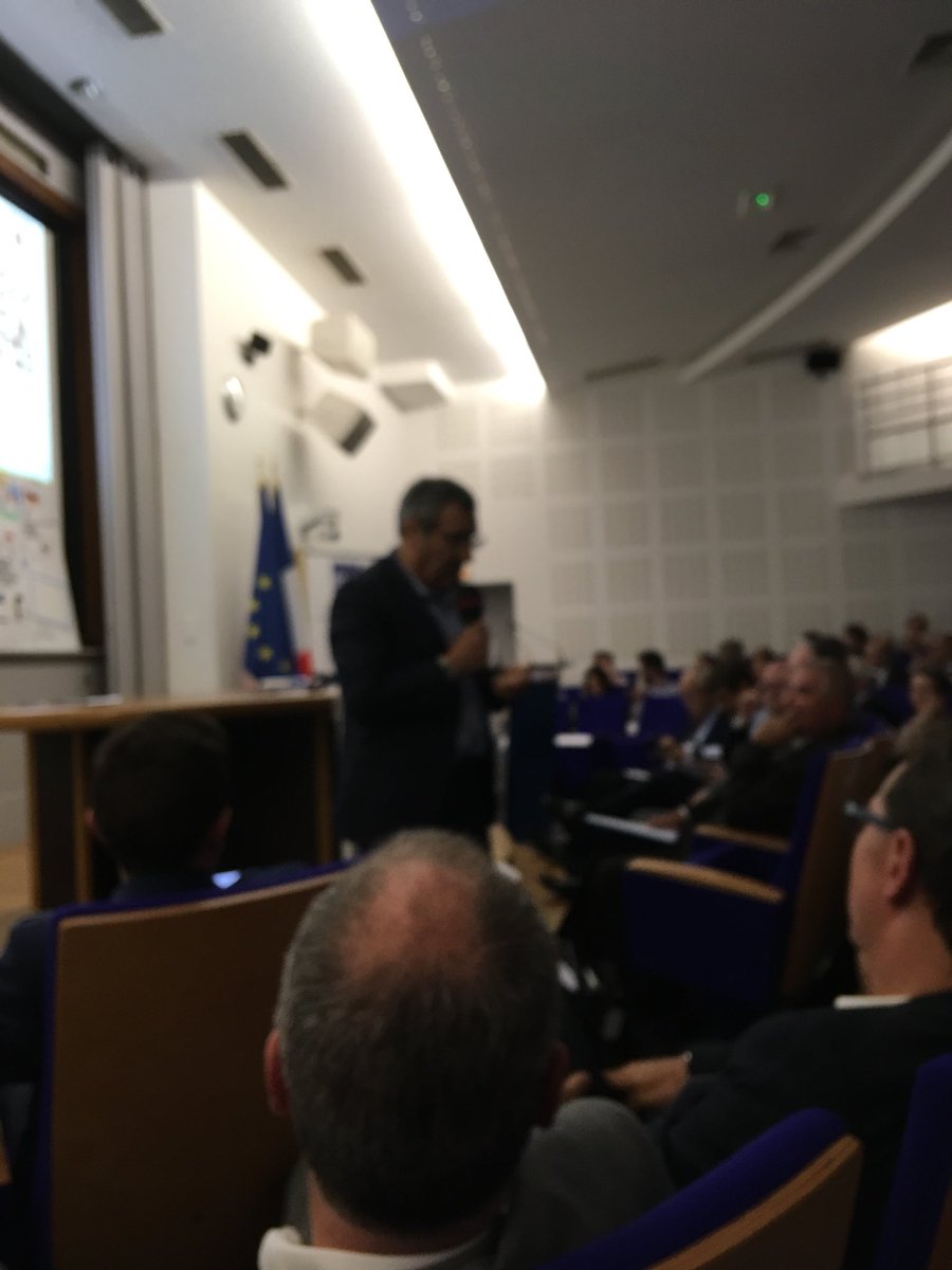 fnep2017's tweet photo. Et conclusion de Gilles Bœuf ! Mentor de la promo 2018 https://t.co/t9PUQSiCVS