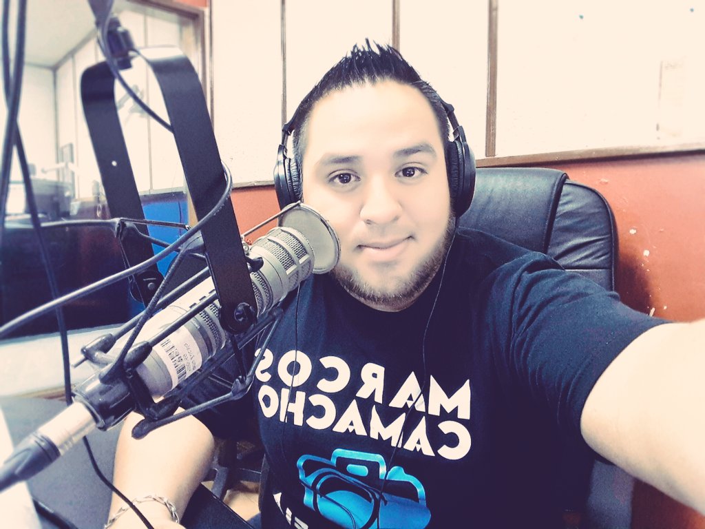 markuzcamachus's tweet photo. @Amor107 #PiedrasNegras #MX #Radio 🎙📻📣 https://t.co/7ngfCHpUlc