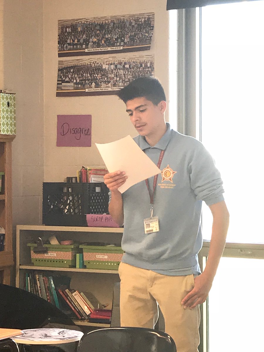 MsKnytych's tweet photo. Last round of presentations! Gearing up for finals, and then it's onward and upward for these seniors! @SolorioEnglish @SolorioHS https://t.co/uDEY31pbNa