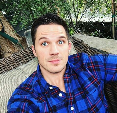actuallyshowgrl's tweet image. Que homão! #Timeless #TimelessSeason3 #RenewTimeless