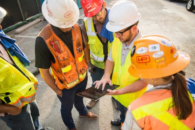 DaceCampbell's tweet photo. How Construction Technology is Changing the Owner-Contractor Relationship @Shawmut_Builds #AEC #Construction #BIM #ConTech @BIM360 https://t.co/QKUD65xpMV https://t.co/iOQDJdK8Mz