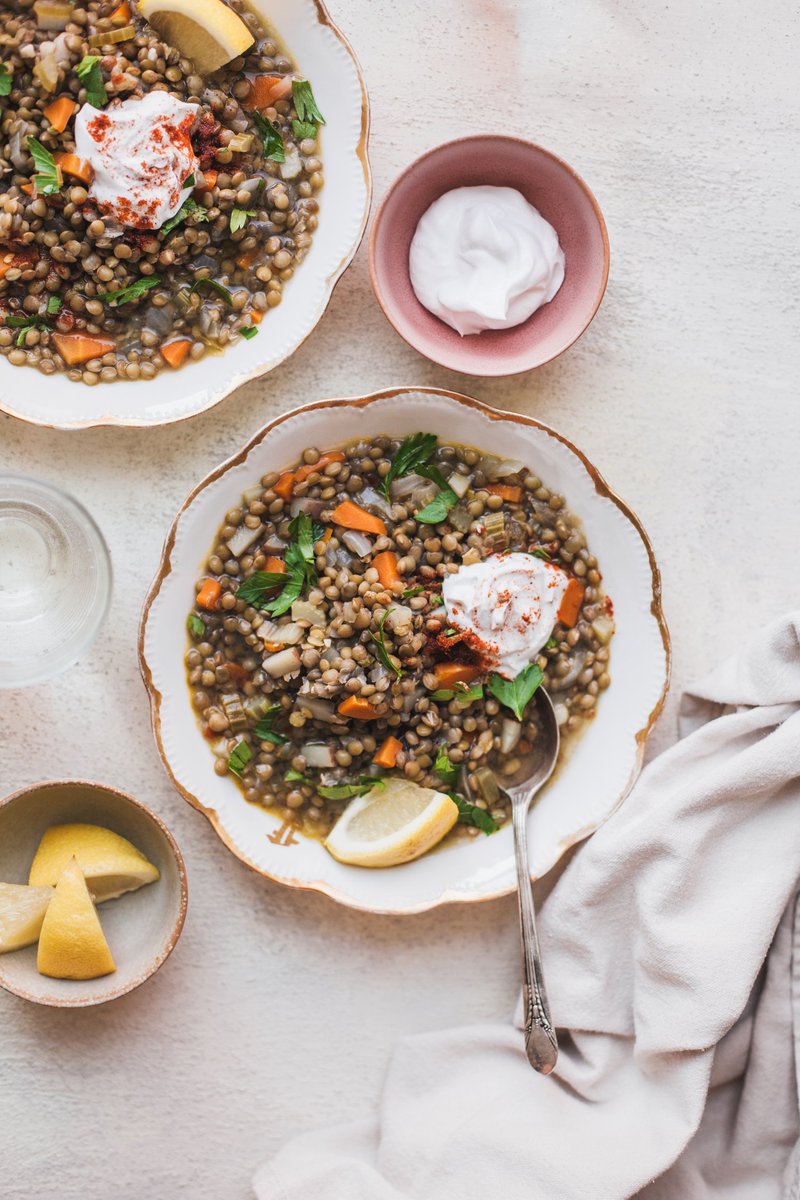 The Simplest Lentil Soup from Abruzzo is up on the blog today. We are hosting a vegan/vegetarian Cook and Forage retreat in Abruzzo this October, and there are still a few spots open. Follow the link to learn more 😘

golubkakitchen.com/the-simplest-l…