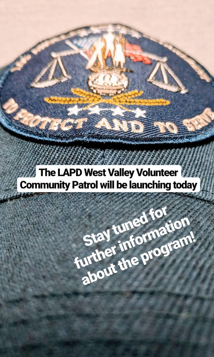 LAPDwestvalley's tweet photo. #lapd #police #volunteer #vcp #westvalley #wval https://t.co/WU59VpabTj