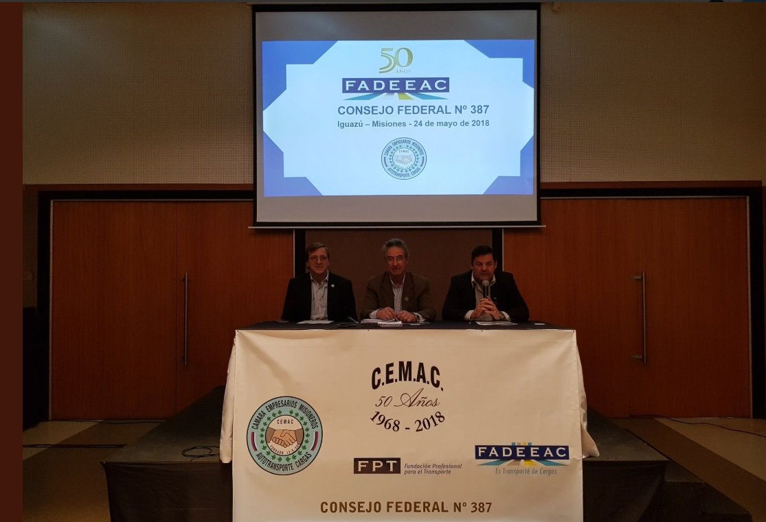 Ya comenzó el #ConsejoFederal387 en la nueva sede de #CEMAC en Puerto Iguazú, #Misiones. Lo presiden <a href="/DanielRIndart/">Daniel Indart</a> <a href="/GuillermoWerne1/">Guillermo Werner</a> y Daniel Sauer. Participan autoridades de Cámaras de todo el país asociadas a #FADEEAC