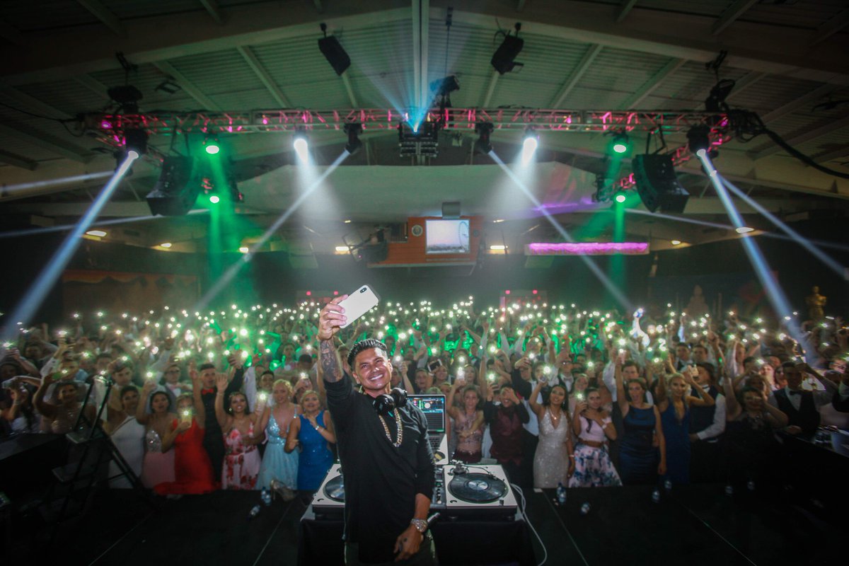 DJPaulyD's tweet photo. Prom 18’ Was Lit ..... literally 🔥🙌🏽 https://t.co/92MHqC5HPx
