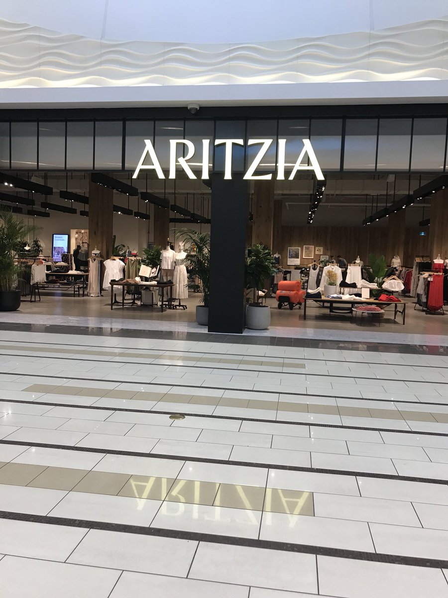 Looks amazing! Visit the new and expanded <a href="/ARITZIA/">aritzia</a> store, now located by the west atrium.  #yeg #yegretail