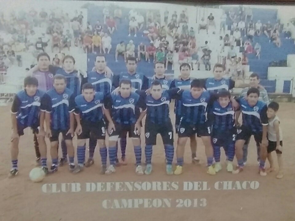 Def_delChaco's tweet photo. #Tbt Campeones en el 2013. Hay que repetir año! https://t.co/m47zmga4Fu