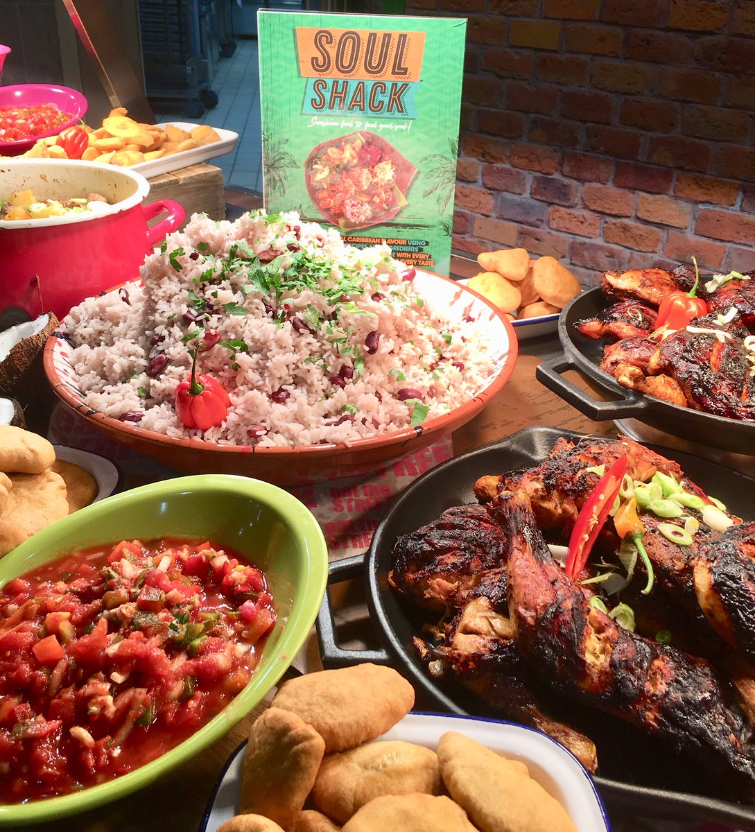 dannewtongreen's tweet photo. Caribbean Feast #IssTrueFood #SoulShack #JerkChicken #JamaicanBellyPork #MuttonCurry #Rice&amp;Peas #SpicedPotatoes #CarnivalSalad #Dumplings #Plantain #SoulFood #CallalooQuiche @Chris_Potter196 @_mattgarlick https://t.co/2Ne8ztCYxC