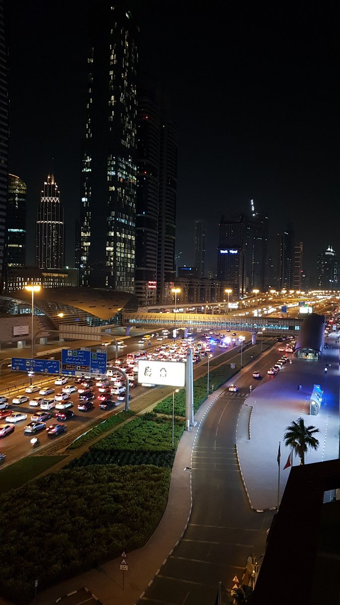 BikeNazi's tweet photo. #Dubai, AVOID Abu Dhabi bound  Sheikh Zayed Road. Major accident and massive traffic.

If you're already on SZR, stay in FIRST 3 LANES. 

#Dubaitraffic @DubaiPoliceHQ  @rtadubai https://t.co/Zq9ZFfvSi4