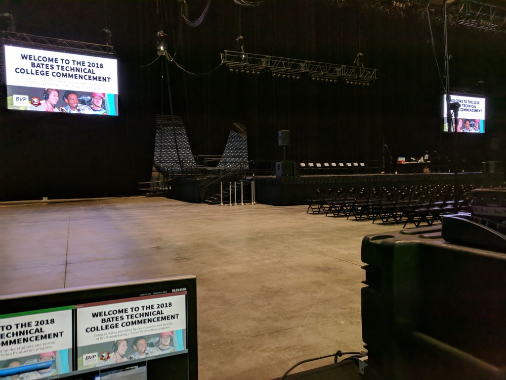 BatesProduction's tweet image. Getting ready for Bates Technical College 2018 commencement. Broadcast video production program at Bates Technical. First time ever! Our students Rock!  @josh__clearman @BatesTechnical #HighSchoolgraduation