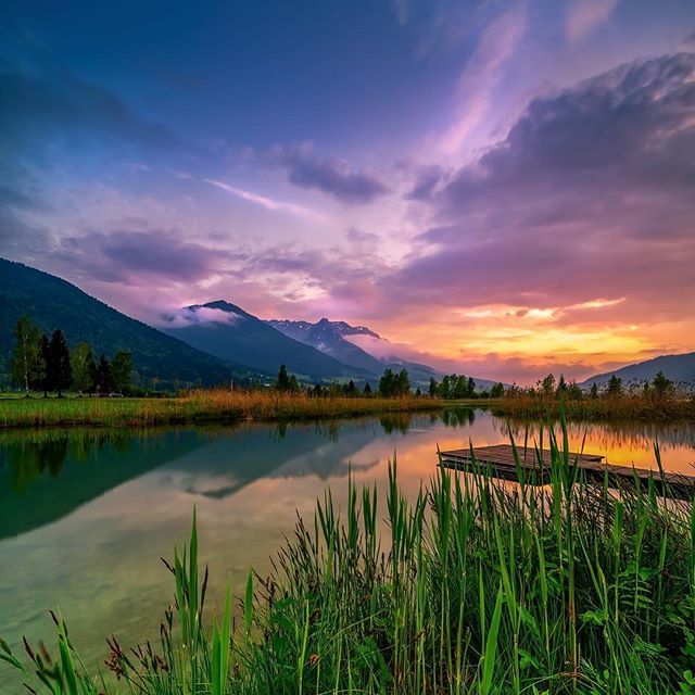 Walchsee .
.
#walchsee #langzeitbelichtung #landscape_lovers #landschaft #landschaftsfotografie #ndfilter #sunset #sunset_pics #sonnenuntergang #goldenhourlight #seascape #tyrol #austria #austria_pictures #österreich #see #mountains #landscape_captures #… ift.tt/2x8ogtD