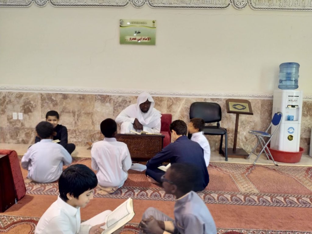 qer_org's tweet photo. #الدورات_الصيفية_المكثفة بشهر رمضان المبارك جامع الفياض والشمالي  بحي بدر 
 وقد التحق بها أكثر من ٨٤ طالباً. وهي مخصصة فقط لخمس اجزاء .

#تحفيظ_الشرقية 
حملة #علمني_القرآن https://t.co/YlWvemRygU