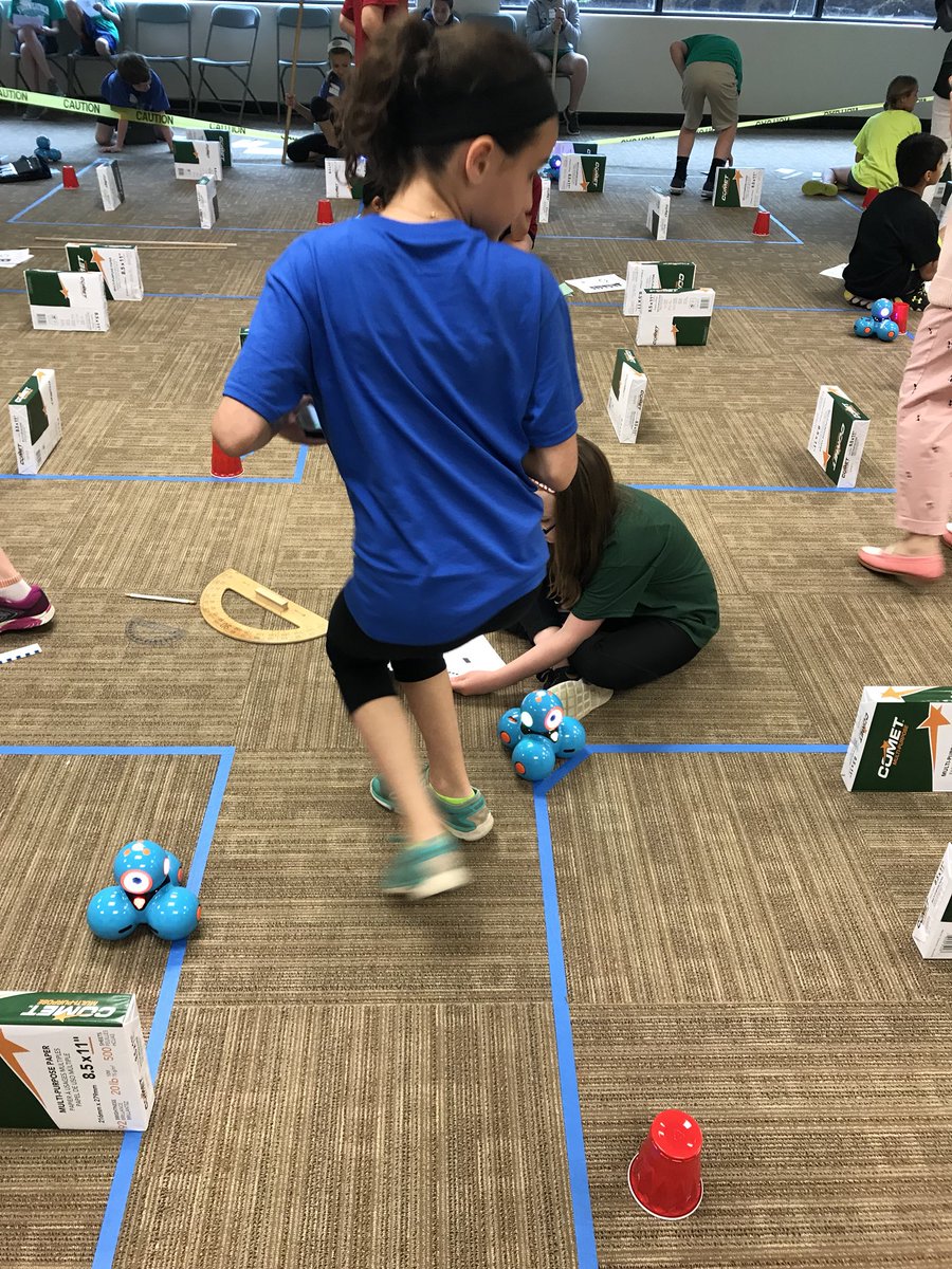 DrDunnEBE's tweet photo. So proud of our Math Club team today! They did great at the #maththinktank competition. All of their hard work paid off. #cougarific https://t.co/eWOXuD3Krh