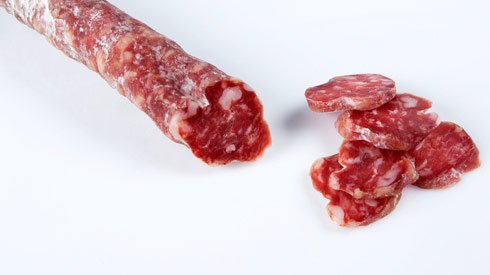 damnmery's tweet photo. Tengo un debate con mi hermano desde esta mañana y necesito que me ayudéis a acabar con él:

RT fuet con piel
FAV fuet sin piel 

No me falléis por favor https://t.co/Um6OTVl6kX