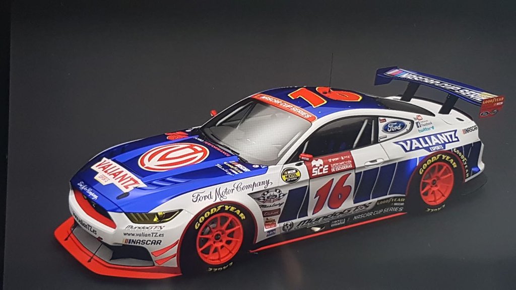 Skin ford mustang gr3 para la siguiente ronda de <a href="/MundoGT/">MundoGT</a> @ValiantZ_eSport <a href="/supersic_58_/">PR1_gordiyo46 -- Javier Gordillo</a> @HnosBrea <a href="/RubeenSaanchez_/">ALN_Daki-77</a>