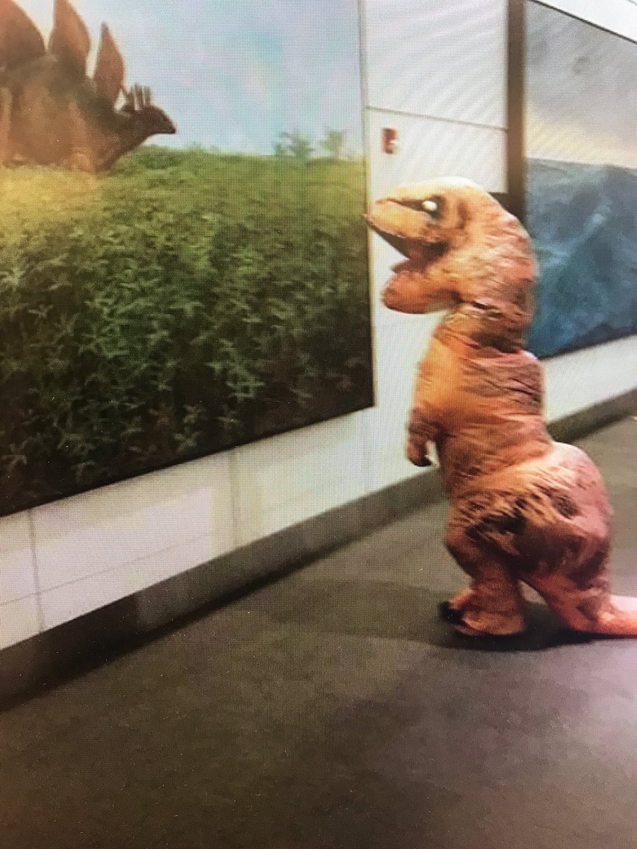 theRealGynosaur's tweet photo. Ran into my old roommate. He still can’t get over his break-up with his college gf.Back then, he was a big shot actor on campus &amp;thought she was beneath him.Years later, Charlie can’t find any stage roles for tiny red dinosaurs&amp; she landed a major print campaign. #whoknew https://t.co/Ff1wXcJ7tv