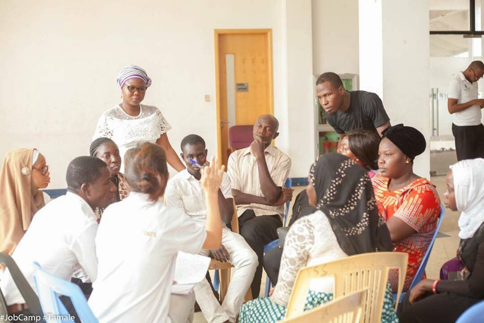 ChristineX180's tweet image. My day yesterday #diaryblogpost #diaryblog   in #TamaleGhana #jobcamp Read: ow.ly/xxFQ30k8afG