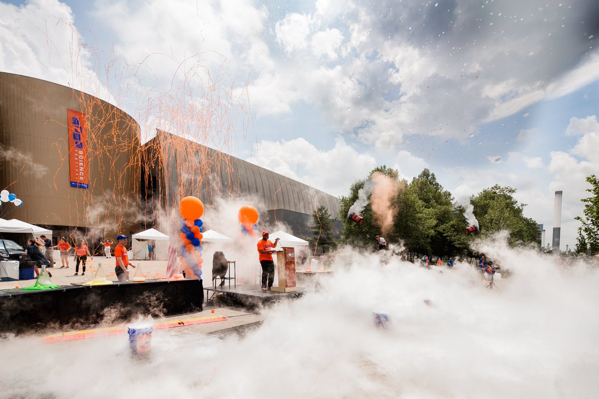 COSI's tweet photo. BIG day at COSI today! We announced along with @Battelle, Mayors from around central Ohio, @andrewginther, community leaders, etc. etc. etc. that we will be hosting the COSI Science Festival - a four day event showcasing the amazing science around our community. #cosiscifest https://t.co/yQ0gCxTuWs