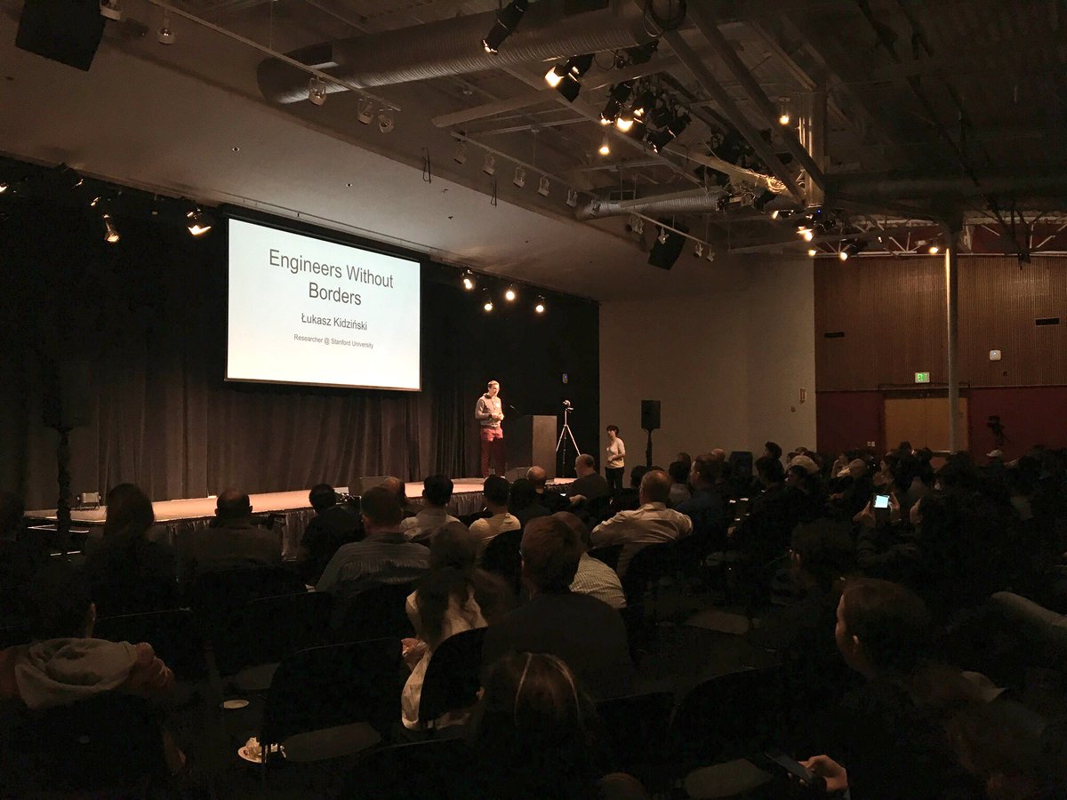 TangAnnabelle's tweet photo. #TBT #2018aidownload Lukasz Kidzinski, a Distinguished Postdoctoral Felllow in the Mobilize Center at Stanford University and an organizer of the AI in healthcare working group on GitHub, talked about bribing engineers, doctors and entrepreneurs to create healthcare solutions. https://t.co/AVHM28xIMs