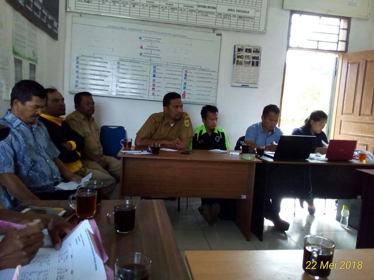 arjuna16sp's tweet image. Musdes #Refocusing PADAT KARYA TUNAI #DanaDesa Desa Mungkur Kab Pakpak Bharat wujudkan Nawacita Presiden Jokowi, 22-5-218
#20TahunReformasi 
@EkoSandjojo 
@SatgasDanaDesa 
@diskominfo_pb