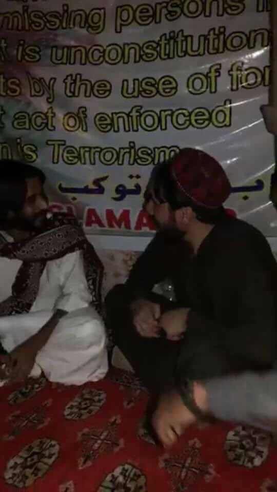 Team_Sindhi's tweet photo. You feel the pain of downtrodden Nations..
Thank you @ManzorPashteen for your visit at #MissingPersonsOfSindh camp #NationalPressClubIslamabad
#MehranCouncil and #Qaudians we proud of you. https://t.co/vMqWwaoX9d