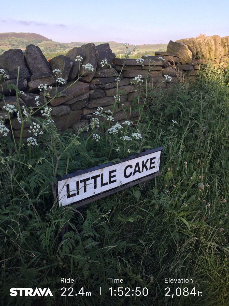 HoyleSharryarry's tweet photo. Check out my ride on Strava.
https://t.co/Trp7WArE7k let go on a little ride he says! Not far he says! #nocake https://t.co/9FusRhafGB