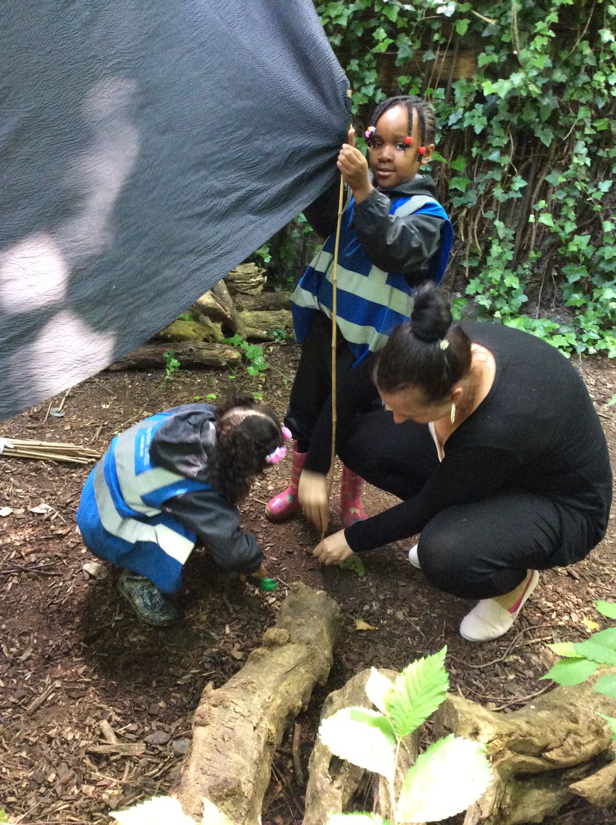 WoodhillEYFS's tweet photo. Family #forestschool day was a hit!Thank you adults for letting us share our learning with you#eyfstwitterpals  @WoodhillSchool @WoodhillFS https://t.co/uR310YwWbK