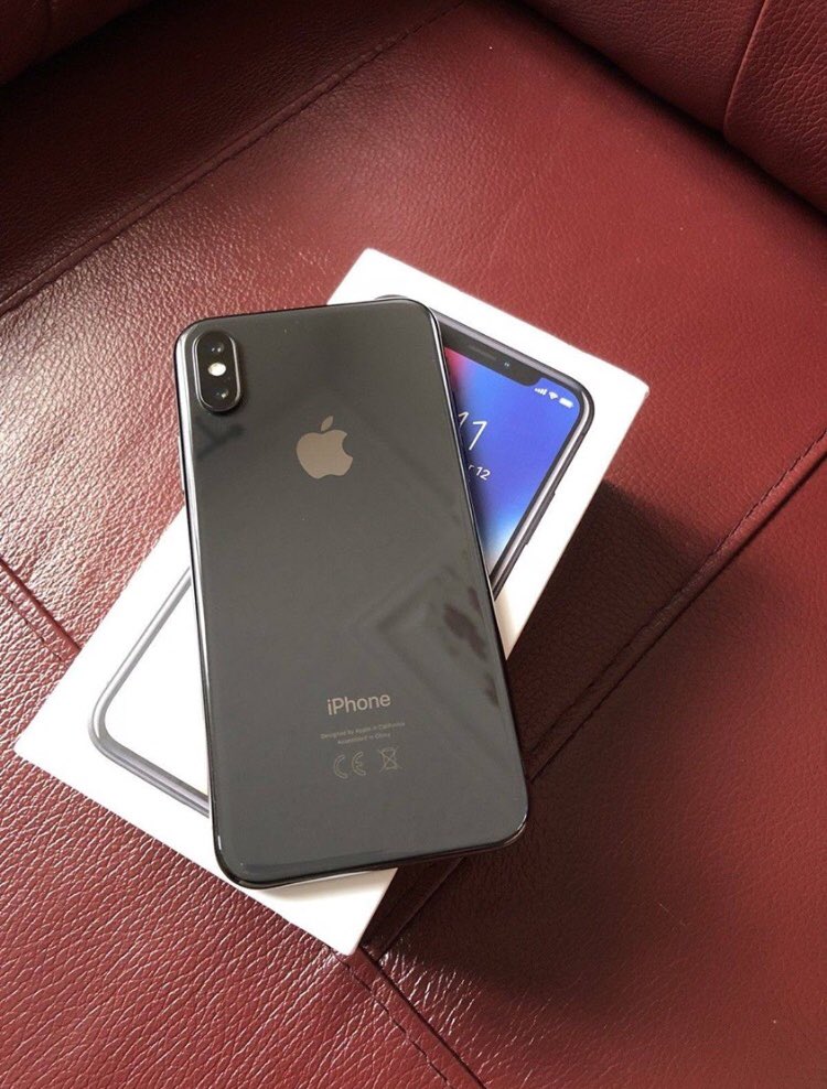 official_merch's tweet photo. 🎉 3000 FOLLOWERS!! 🎉

TO CELEBRATE WE ARE DOING OUR BIGGEST GIVEAWAY YET AND ONE LUCKY PERSON WILL BE WINNING....

AN IPHONE X !!!!!!

To enter you must do all 3:

1. Follow

2. Retweet

3. Turn our notifications on

*PROOFS IN LIKES*

*Winner chosen at 2.5k retweets* https://t.co/Hbiz5wq0jF