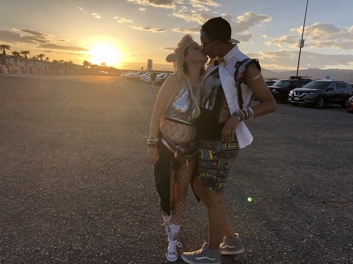 itsjustmeganok's tweet photo. @EDC_LasVegas WAS LIT. Already planning next years trip! Thank you so much to all the amazing people who made my first edc trip so memorable! #EDCLV #firstedc #EDC2018 https://t.co/Lf9n2wN4Yq
