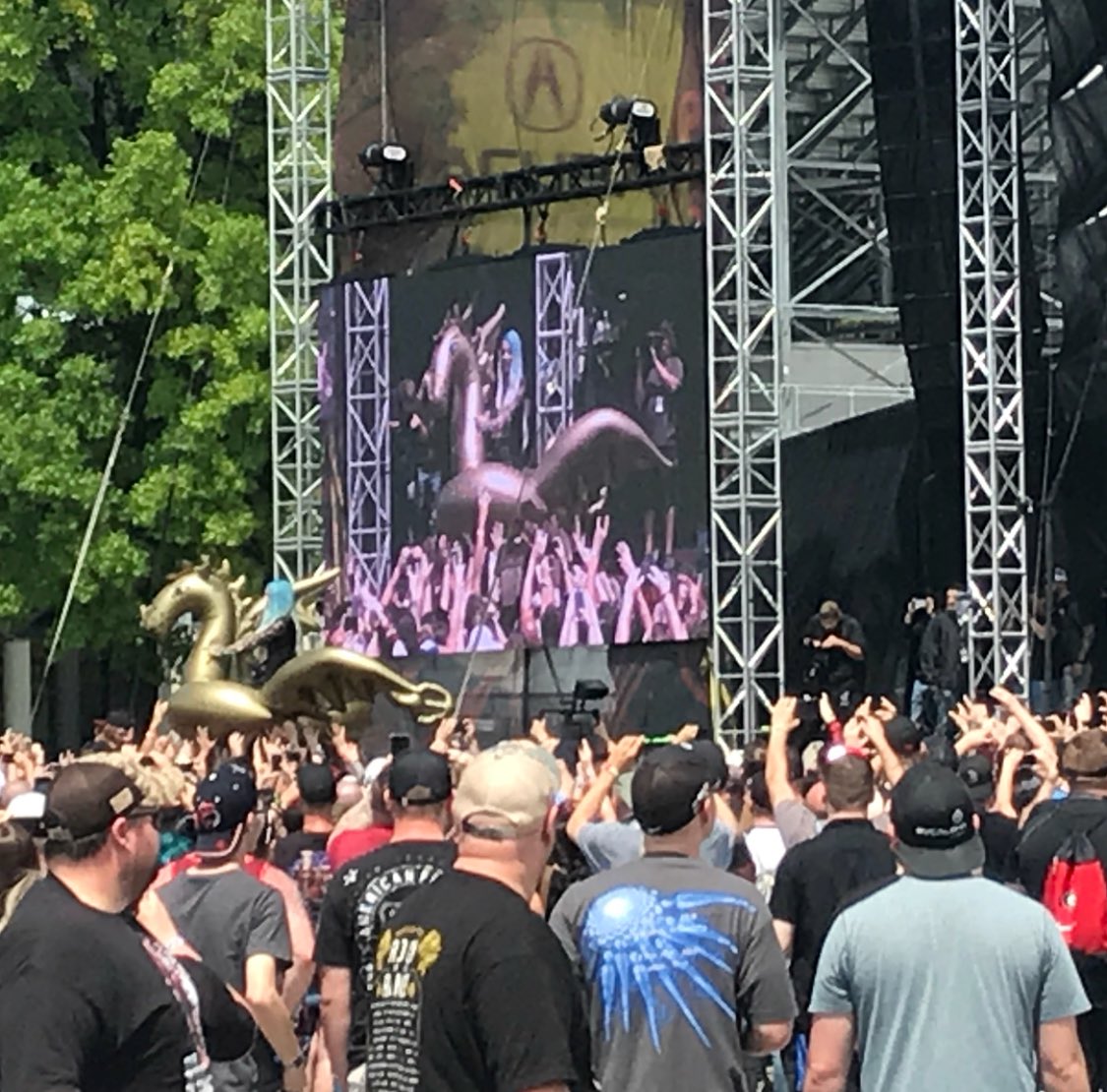 Mixiofficial's tweet photo. This was pre #DragonFail ๐น@rockontherange @stitchedupheart
๐ท Brad Reed https://t.co/MBhyIn37Ze