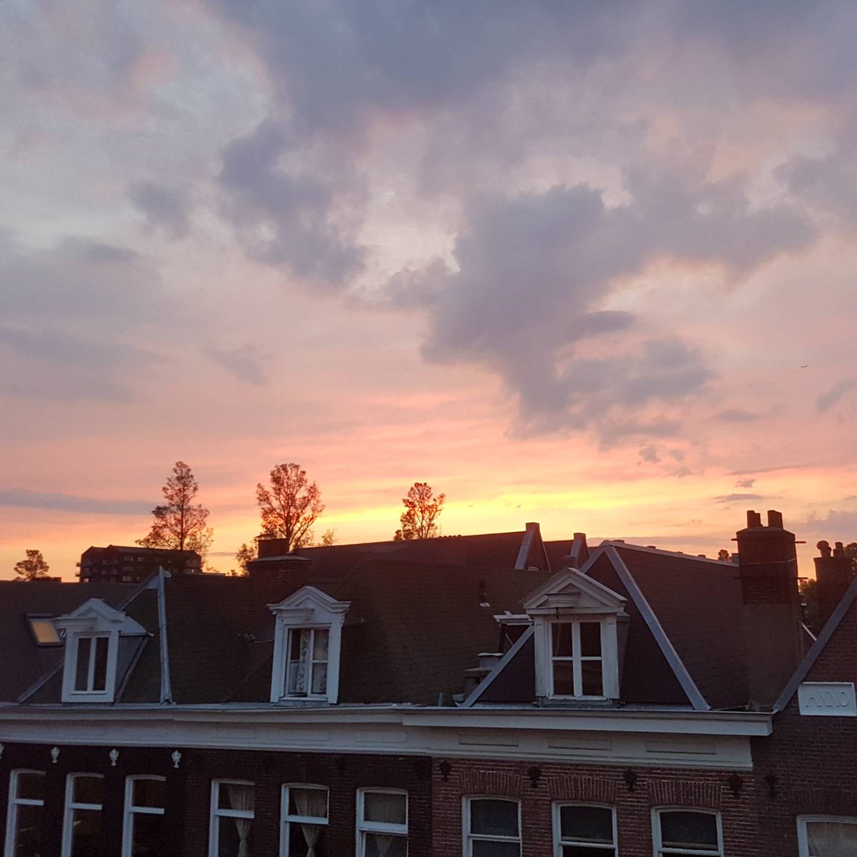 Duplicate3D's tweet image. Just a #beautiful sky, here in #Amsterdam