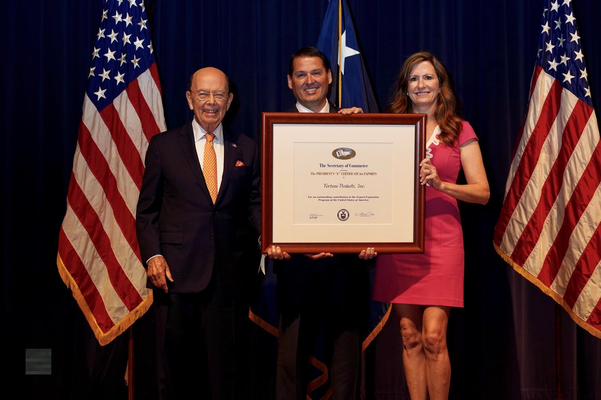 CSSWNetwork's tweet image. A HUGE congrats goes out to @USCommercialSvc client @Accusharp for being one of 43 Presidential &quot;E&quot; Award winners for 2018. Presenting them their achievement yesterday is @SecretaryRoss in DC. WAY TO GO! #ExportsWin #Austin #AustinTX