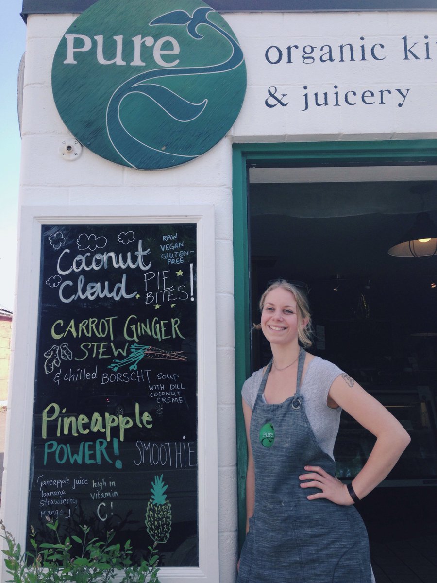 pure9925's tweet photo. Organic Seasonal Real Food Smoothies &amp; Juices.
Healthy Salad Bowls and More :)! #vashon #healingfood https://t.co/vKxRK1oaah