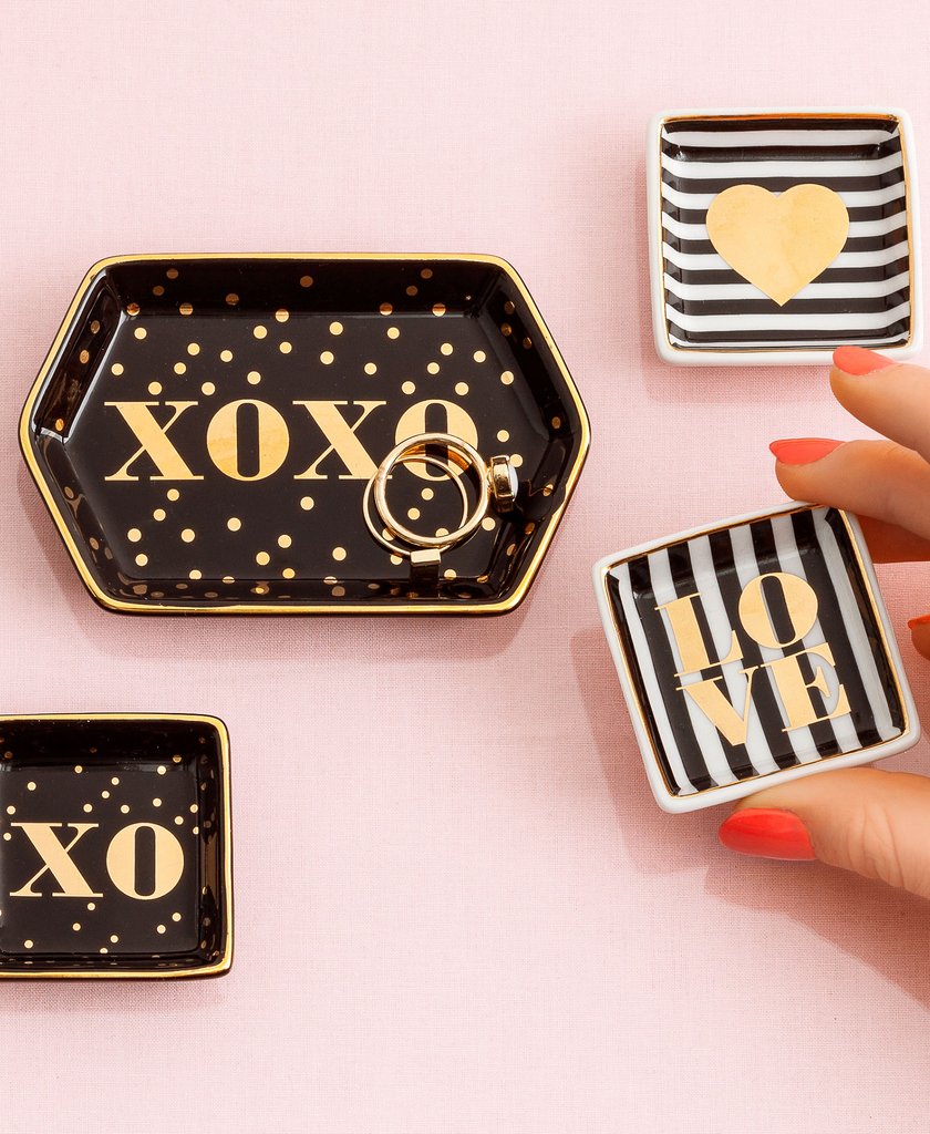 befashionest's tweet photo. Did your bestie get engaged over the weekend? Don't wait until her bridal shower to shower her with gifts. Order one of these lovable jewelry dishes today. https://t.co/MLbUpK1ZSv