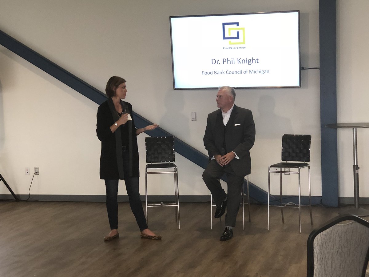 PureReinvention's tweet photo. Dr. Phil Knight @FoodBankCouncil wowing the audience with his talk on creating unconventional connections. https://t.co/kcTQYWpMuW