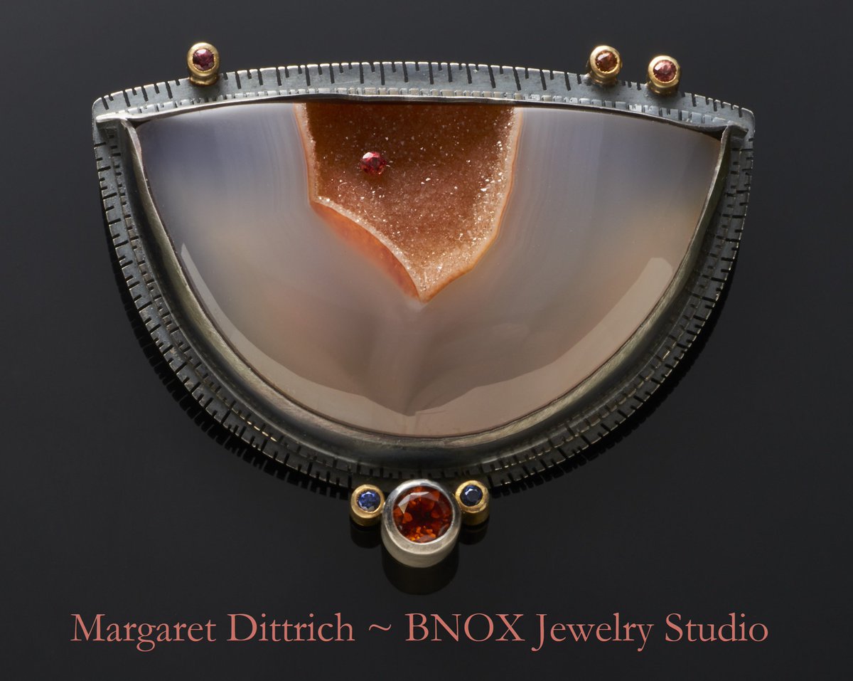 bnoxgold's tweet photo. Fresh Art Tour June 1-3 ~10-5
Featuring Margaret Dittrich (pictured), Lori Braun, Mary Opatz Herges, Judy Knose &amp; I, Rebecca. Mark your calendar! https://t.co/RWkxt8hSL0