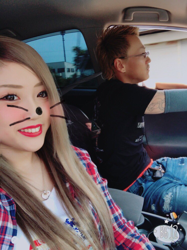 2Yw8E090QXUvZGn's tweet photo. どんだけお金を稼ごうが
嫁に給料袋渡したら
それは家の金
だから俺が食わしてるなんて
考え方しない😆

育児、家事をこなしてくれて
腹空かして帰れる家があるから
仕事もやれる
1人じゃなにもできん
つまり嫁に食わしてもらってます😳
感謝ですな💞
8割は娘の可愛さのおかげ🤫
2人ともありがとう😊 https://t.co/udnmYUAII6