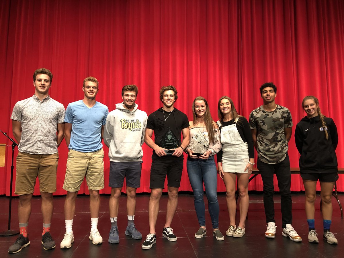 STMA coaches association congratulate Mitchell Kartes and Katelyn Tschida on our senior athlete award winners. Congrats to all the nominees. Brooke Johnnson, Lexi Nelson, Caden Sigerud, Marcus Krupke, Xavier Thurman, and Zach Sjelin.
