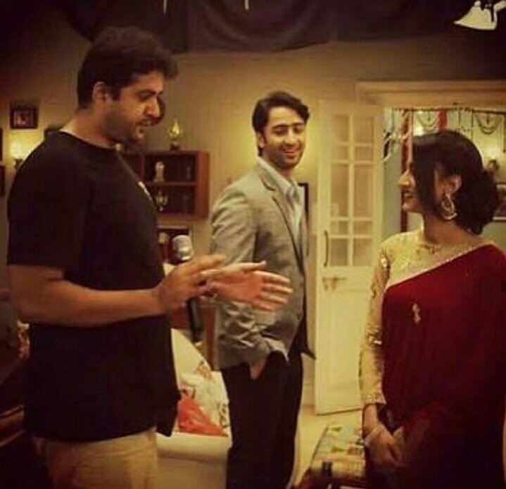 DevakshiB's tweet photo. Memories ☺☺☺😘😘 
@Shaheer_S @IamEJF https://t.co/z7iVE2UUwl