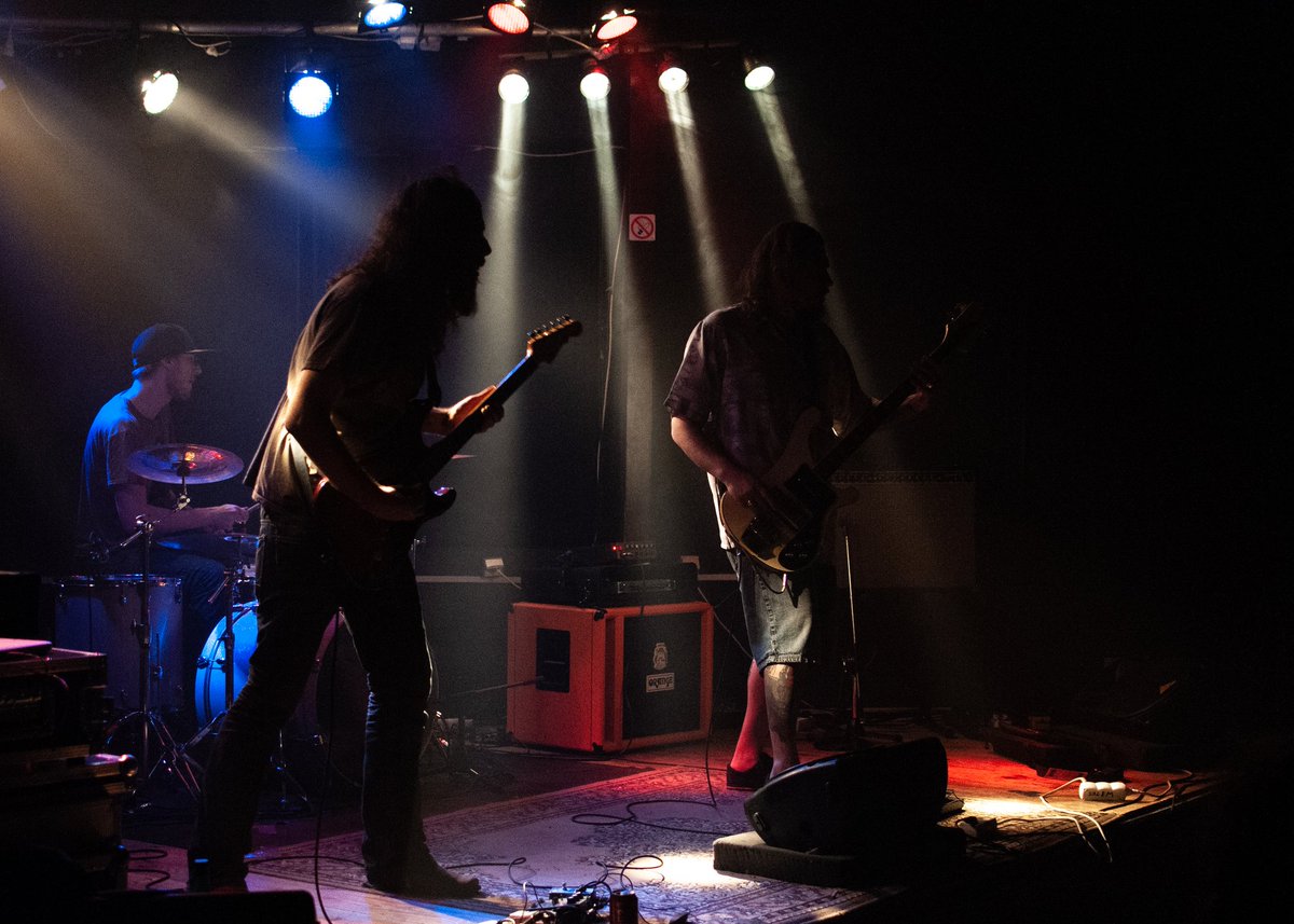 sixinthechamber's tweet photo. Live at Salem the 18th of May #gig #postRock #liveSession https://t.co/twja8vKZIy
