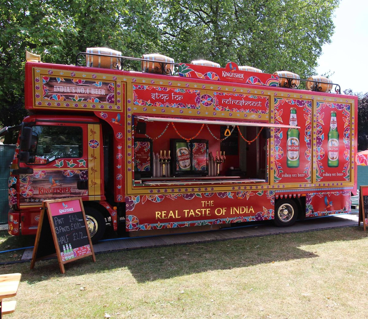 CurryTalk's tweet photo. Some eye catching pop up bars that can help take any event to the next level, as chosen by @Feast_it 

#popupbar #servedinstyle

https://t.co/gvxiIrVEVl https://t.co/9wRx2lox8q