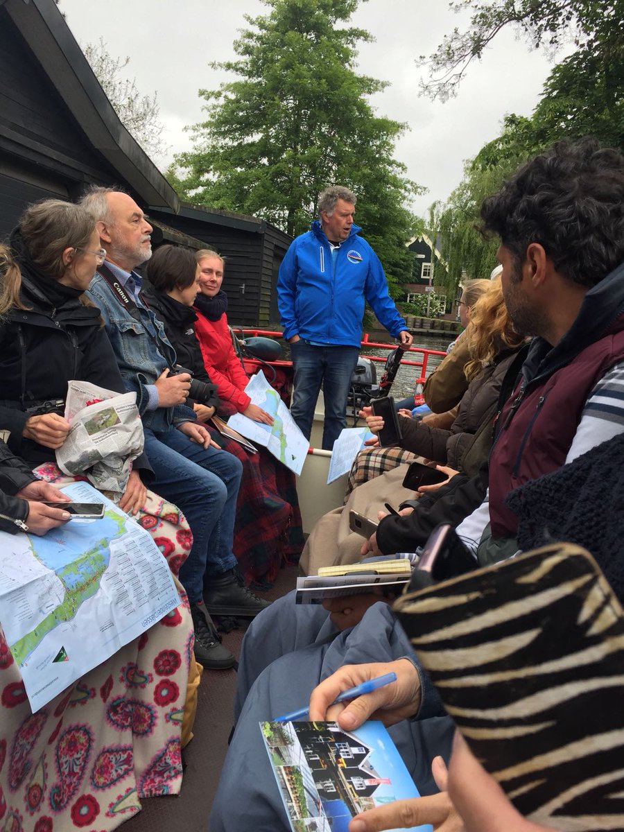 Komende week aanhoudend weer voor een rondvaart <a href="/HenkRondvaart/">Westeinder Rondvaart</a> of <a href="/huureensloepje/">Huureensloepje.nl</a>  Wees er echter op tijd bij. Anders bent u veroordeeld tot  #concurrentie U niet blij en ik niet blij.