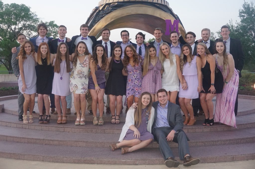 TAMU_2022's tweet photo. @FishCampTAMU registration is OPEN!! 🐠 Be sure to sign up by the deadline, July 3rd! Scholarships are available! #GoingtoLakeview 

https://t.co/UfaAq7r0M9 https://t.co/ARrJEbv5A4
