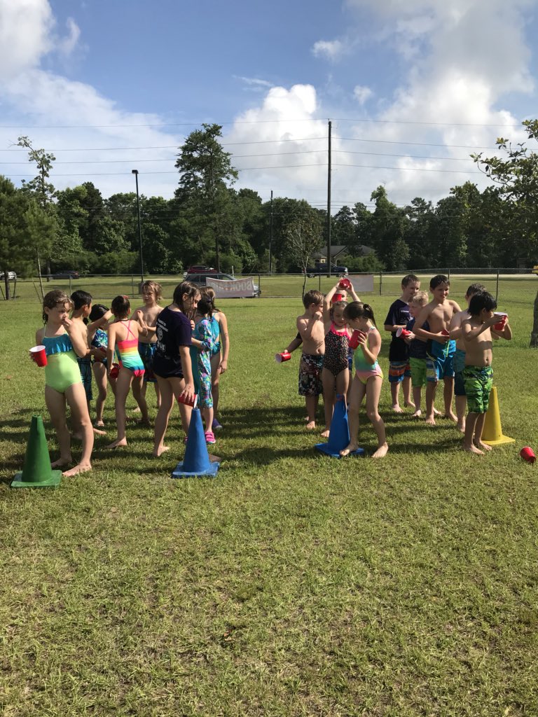 MrsMolsberry's tweet photo. Purple House Dojo Carnival💜🎉💜🎊💜Water slides, tattoos, Kona Ice and games! What fun! 💜@bearbranchelem @leadjmoore https://t.co/51vRaOxjY1